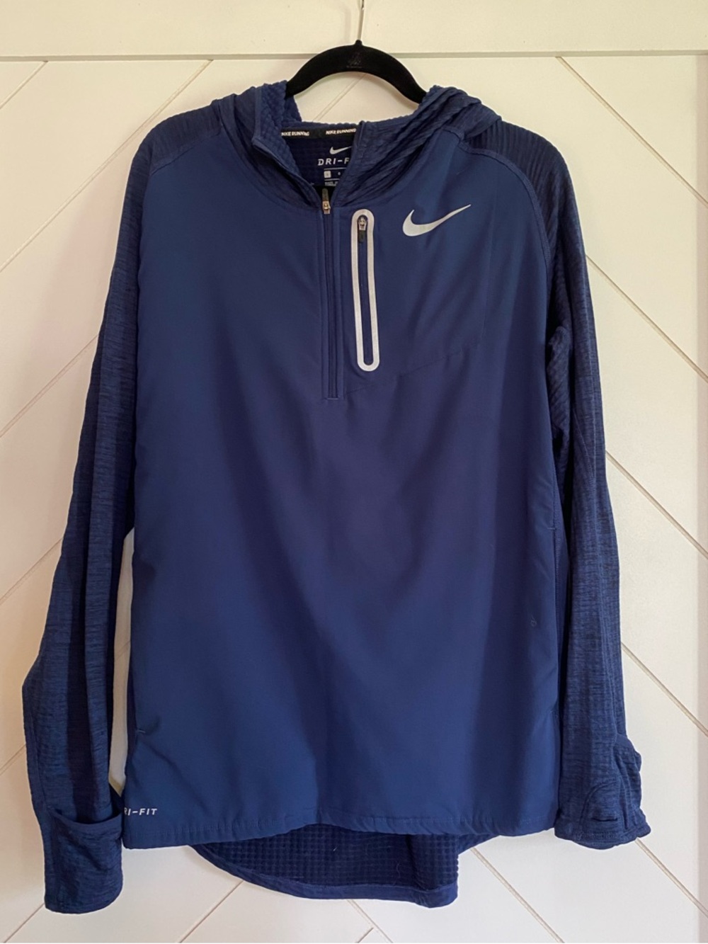 Nike Men's Dark Blue Dri-FIT Half-Zip Hooded Performance Jacket